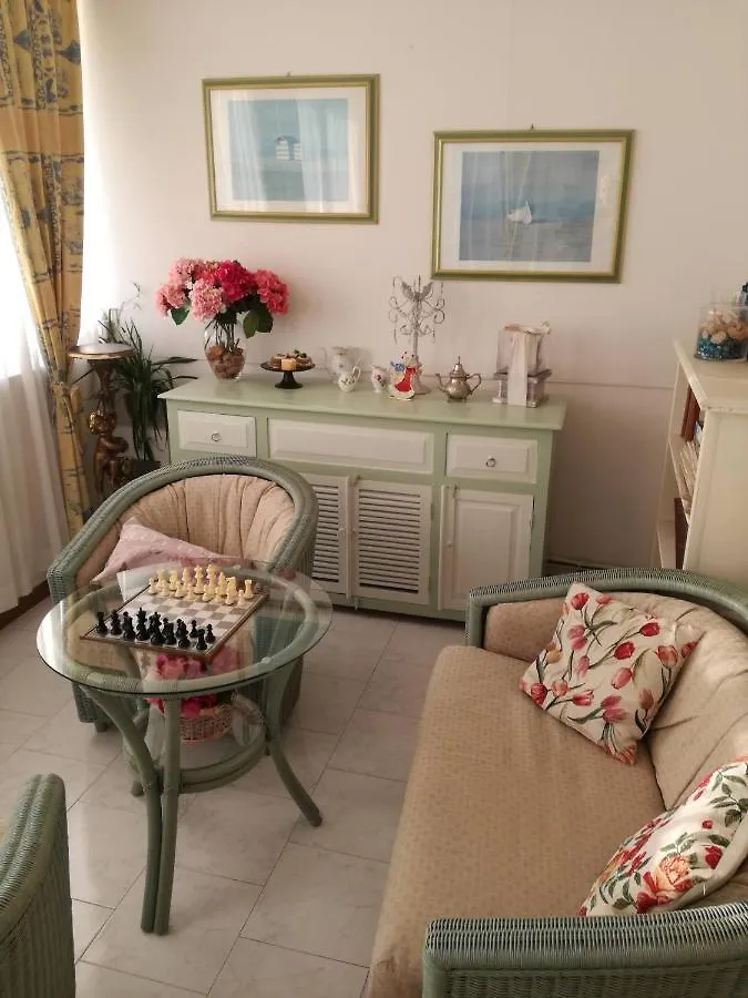 La Casa Del Mare Apartment Carrara Italy